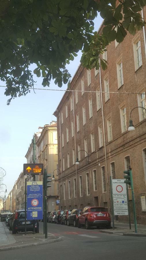 Un Soffice Nido Nel Cuore Di Torino Exterior photo