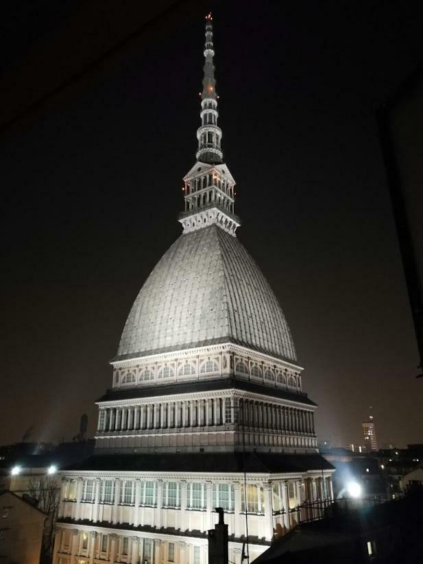 Un Soffice Nido Nel Cuore Di Torino Exterior photo